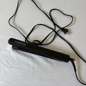 Cortex International‎ Professional Flat Iron 1" Ceramic Ionic Technology Black